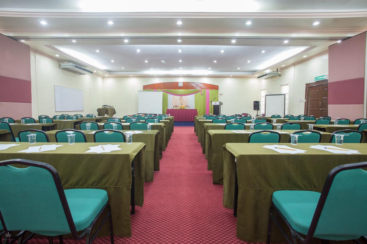 Hotel Seri Malaysia Rompin Kuala Rompin Eksteriør billede