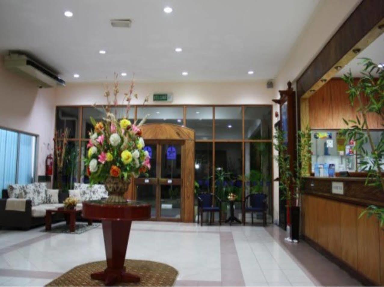 Hotel Seri Malaysia Rompin Kuala Rompin Eksteriør billede