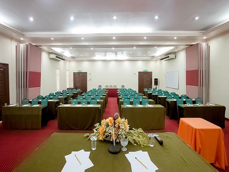 Hotel Seri Malaysia Rompin Kuala Rompin Eksteriør billede